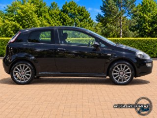 /photos/13207/99d8be95-6eb7-1d09-6d68-6645176f8318_i320x240.jpg